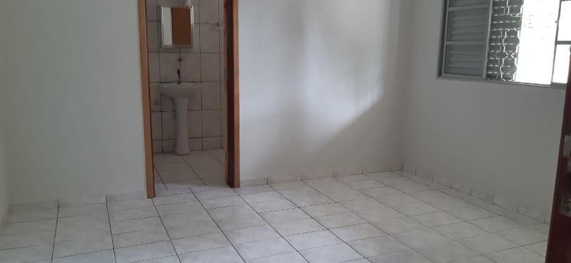 Casa Jardim Guanabara - Paiçandu - R$ 1.700,00