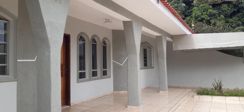 Casa Jardim Guanabara - Paiçandu - R$ 1.700,00
