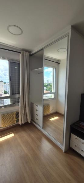 Apartamento semi-mobiliado na Vila Cleópatra R$590.000,00
