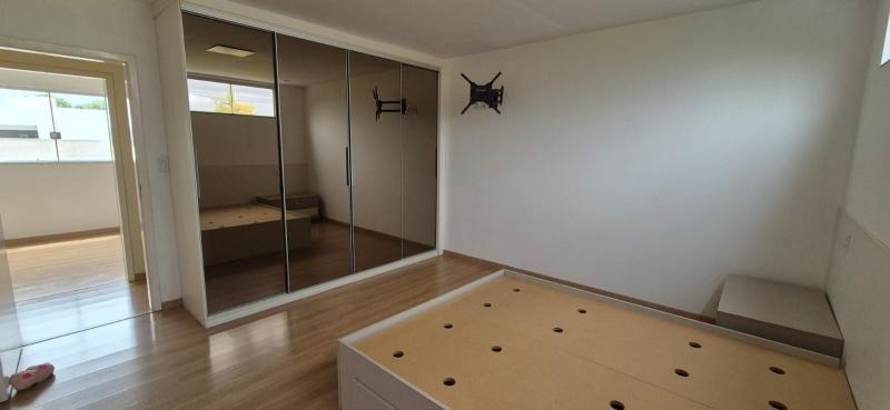 Casa de alto padrão Jardim Itália II R$ 4.560,00