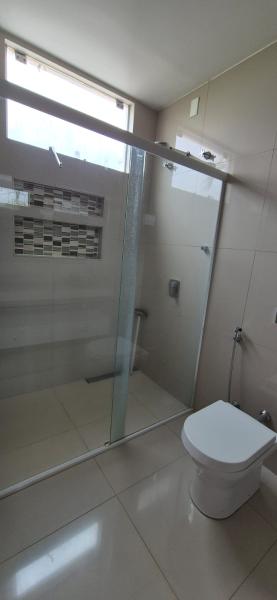 Casa de alto padrão Jardim Itália II R$ 4.560,00