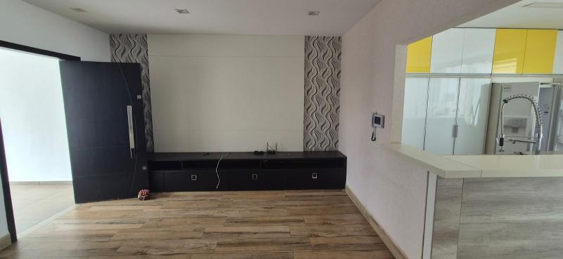 Casa de alto padrão Jardim Itália II R$ 4.560,00