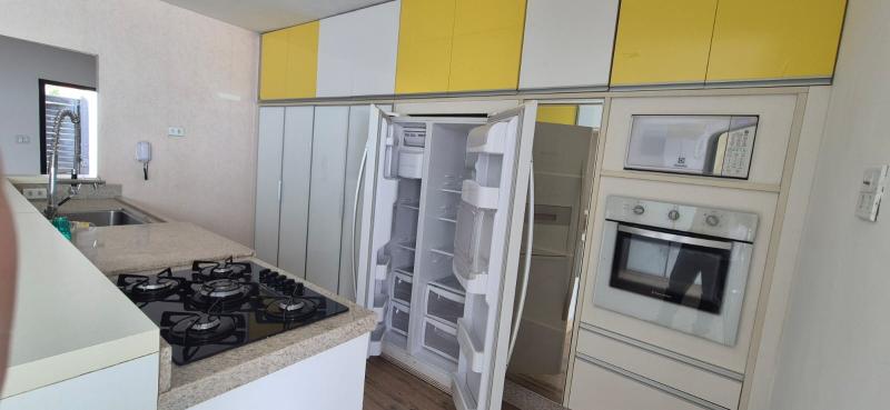 Casa de alto padrão Jardim Itália II R$ 4.560,00