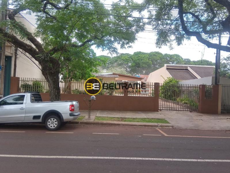 Casa - Zona 03 - R$ 1.900.000,00