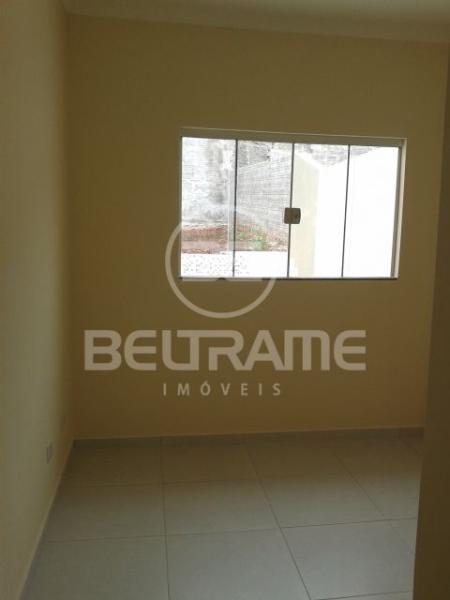 Casa com quintal amplo no Jardim Alvorada R$ 370.000,00