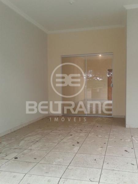 Casa com quintal amplo no Jardim Alvorada R$ 370.000,00
