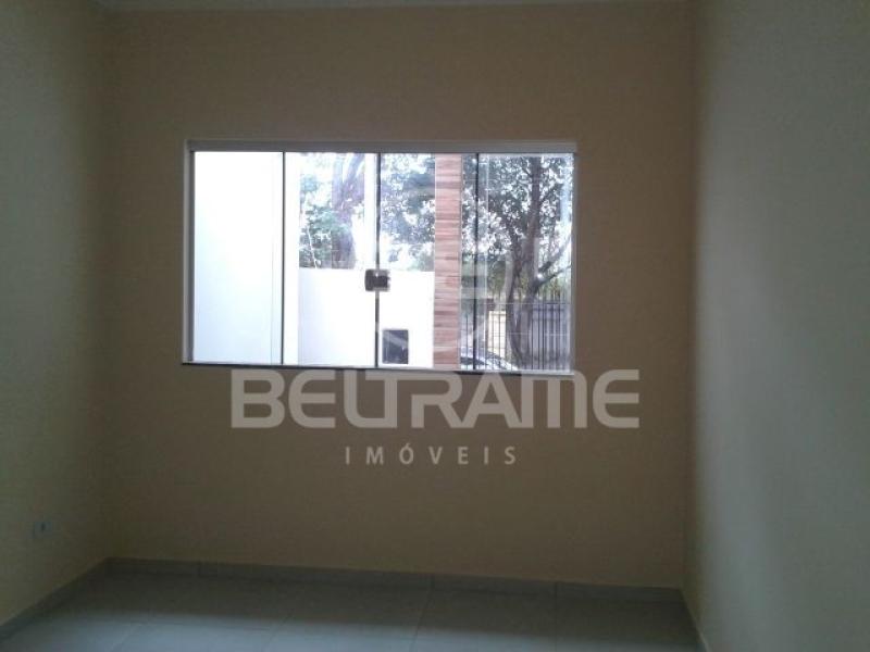 Casa com quintal amplo no Jardim Alvorada R$ 370.000,00