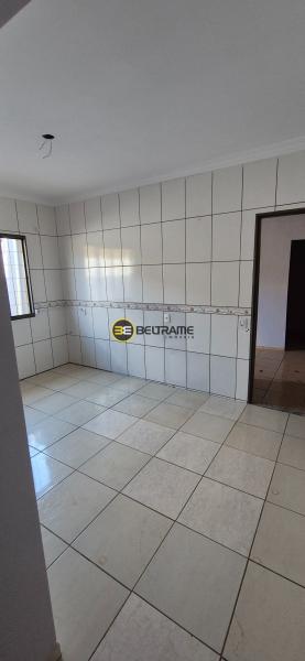 Casa com fonte Res. Lagoa Dourada, Mandaguaçu R$240.000,00