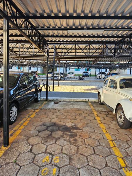 Apartamento Semi-Mobiliado Res. Ancheita II R$ 250.000,00