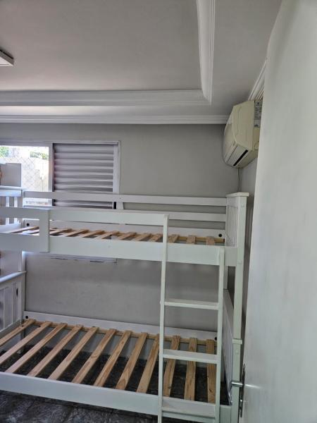 Apartamento Semi-Mobiliado Res. Ancheita II R$ 250.000,00