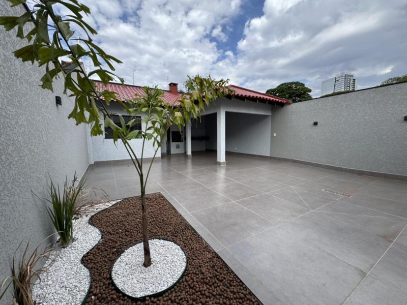 Casa à venda na Zona 7 - R$ 1.150.000,00