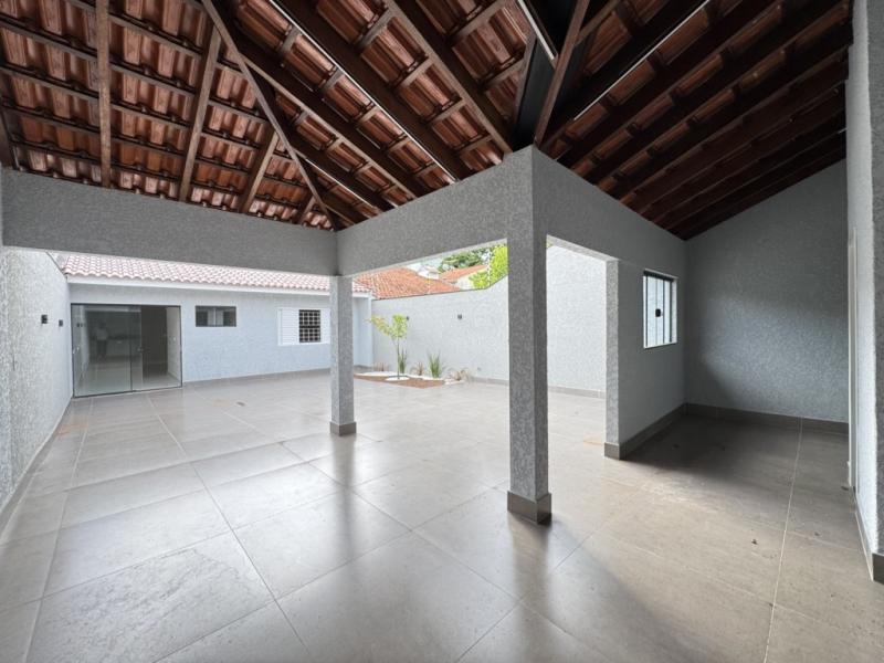Casa à venda na Zona 7 - R$ 1.150.000,00