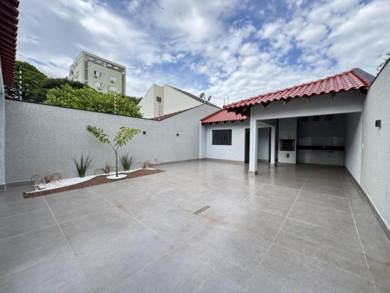 Casa à venda na Zona 7 - R$ 1.150.000,00