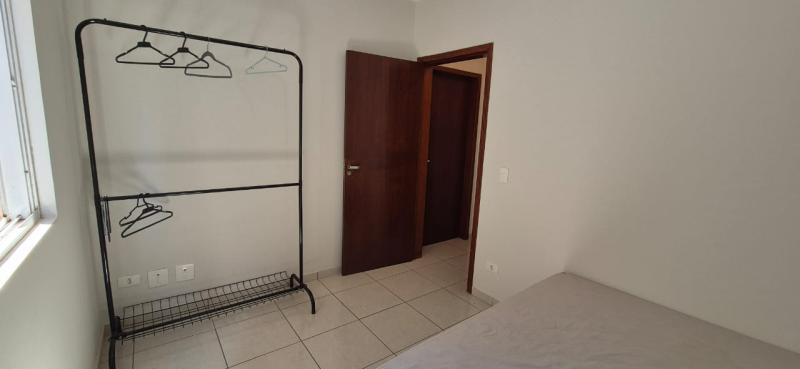 Apartamento Mobiliado Vila Marumby - R$ 2.200,00