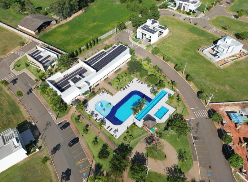 Terreno no Condomínio Resort Bougainville - R$ 248.000,00