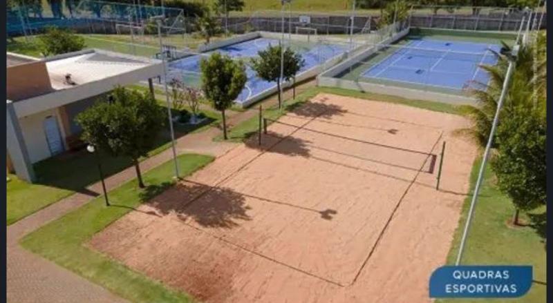 Terreno no Condomínio Resort Bougainville - R$ 248.000,00