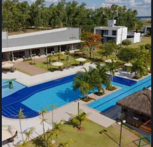 Terreno no Condomínio Resort Bougainville - R$ 248.000,00