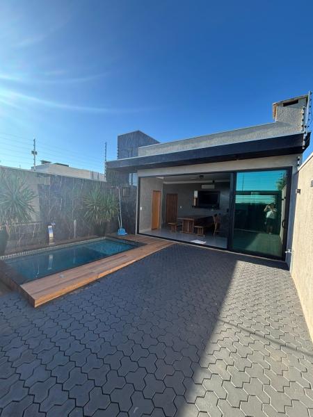 Casa mobiliada em Porto Rico, PR - R$790.000,00