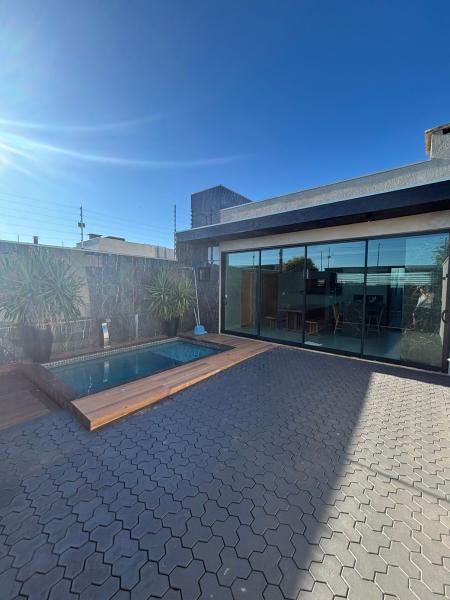Casa mobiliada em Porto Rico, PR - R$790.000,00