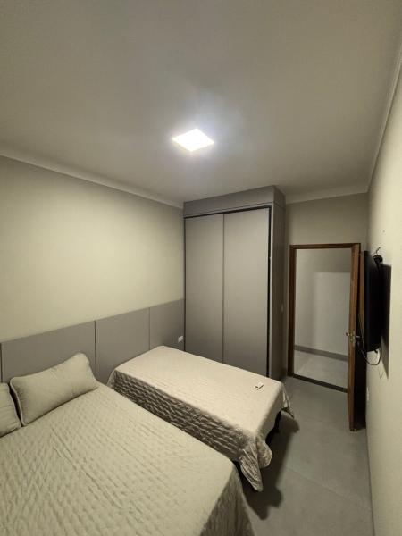 Casa mobiliada em Porto Rico, PR - R$790.000,00